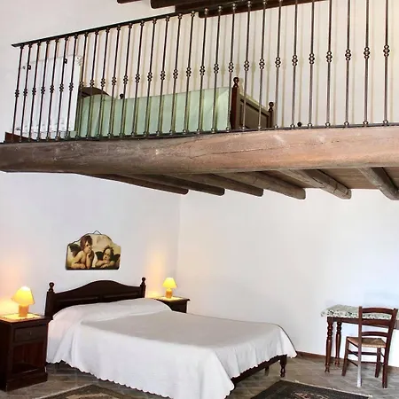 Sant'agata Country house *
