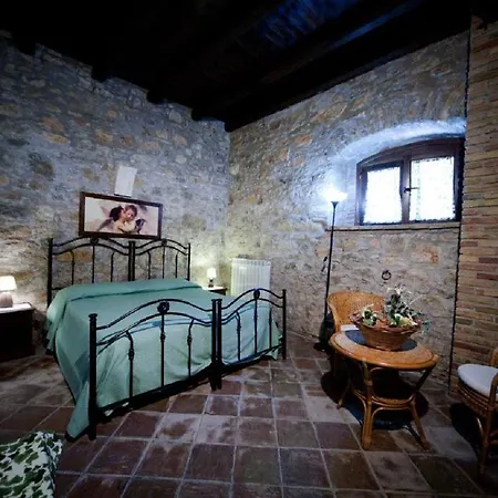 Sant'agata Country house *